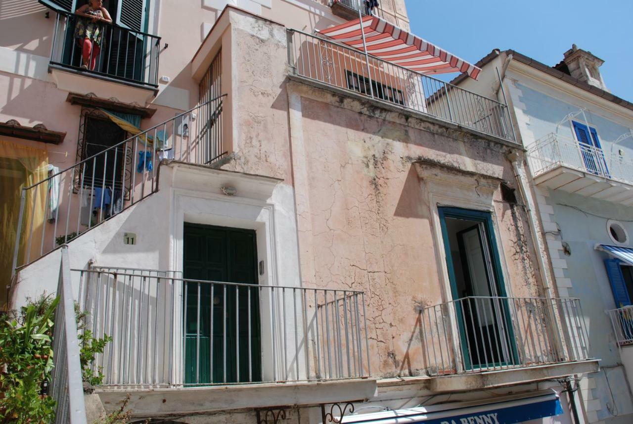 Casa In Piazza Appartement Minori Buitenkant foto